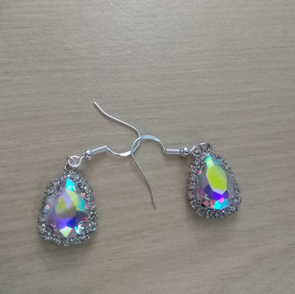 Clear Teardrop Rhinestone Earrings